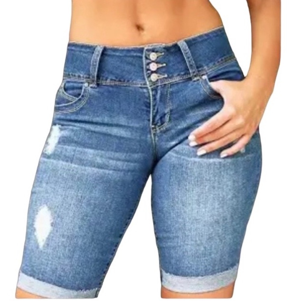 YMI Wanna Beta Butt? Stretch Bermuda Shorts Blue Jean Shorts Juniors Size 7